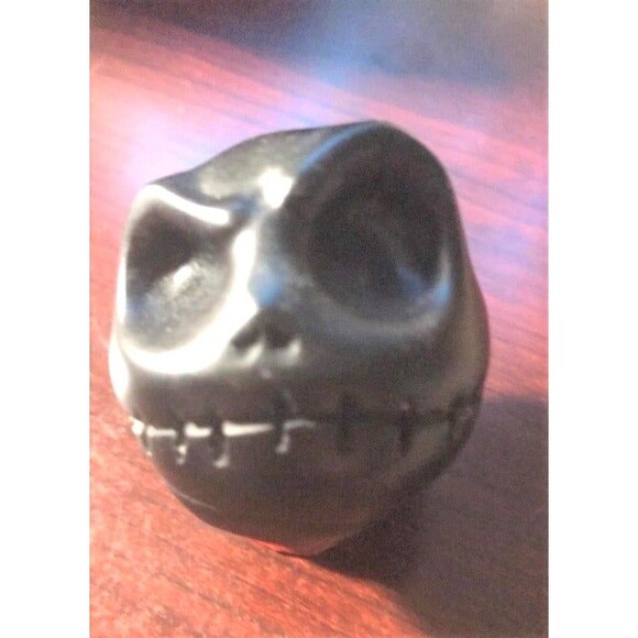 Adorable Jack Skellington Skull Carving in Black Obsidian - Picture 1 of 4